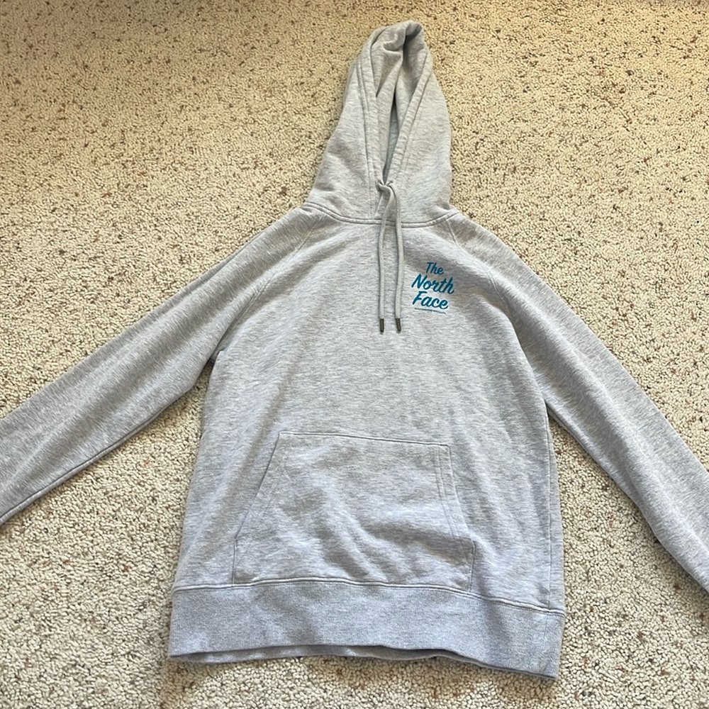 Grey Northface hoodie